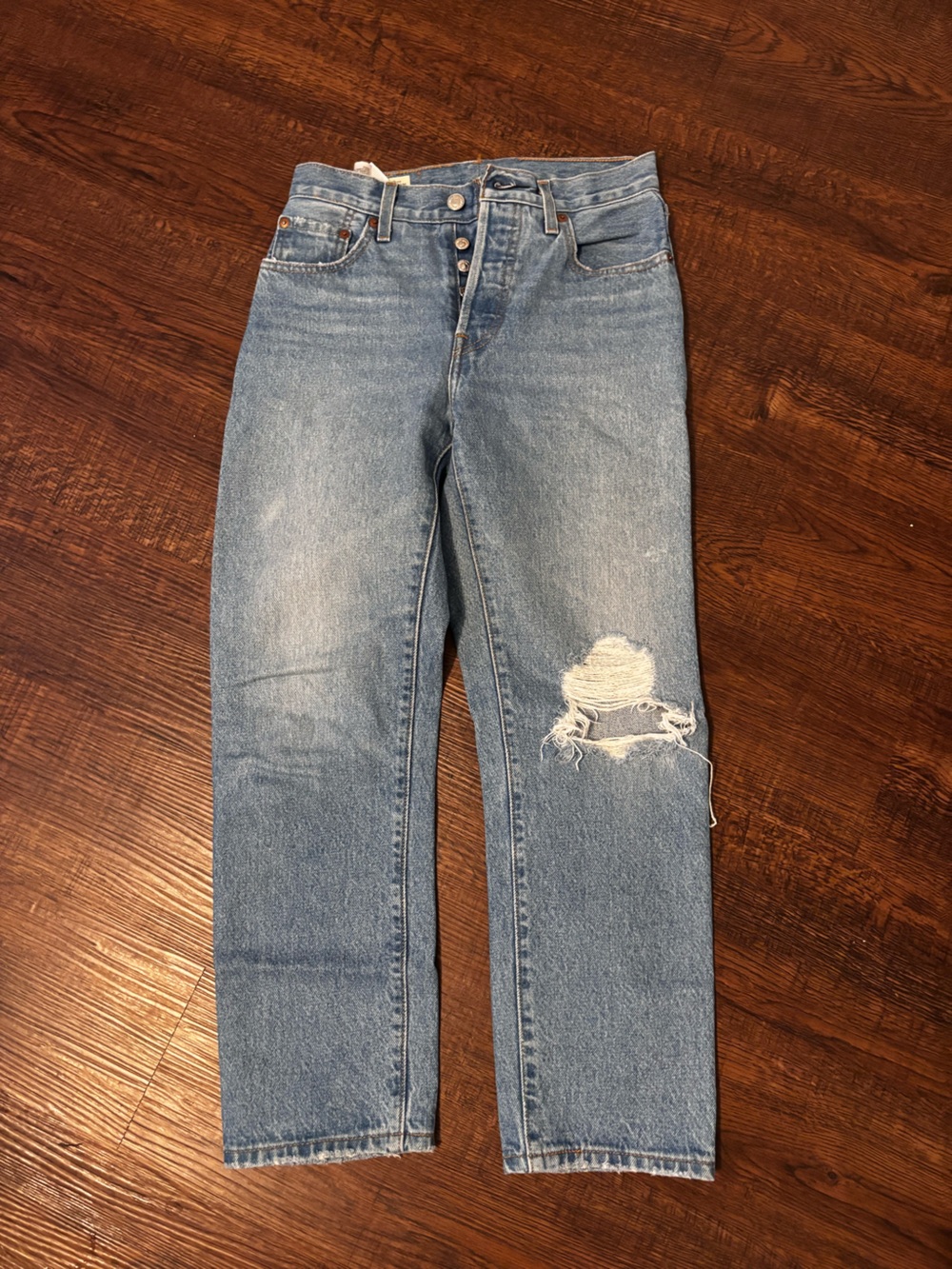 Levi’s 501 women’s Distressed Light Blue Jeans